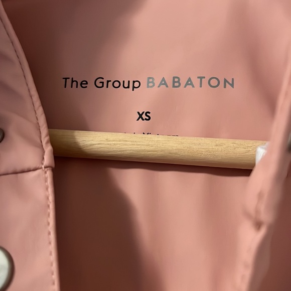 Aritzia Babaton pink raincoat/jacket XS - Picture 3 of 4